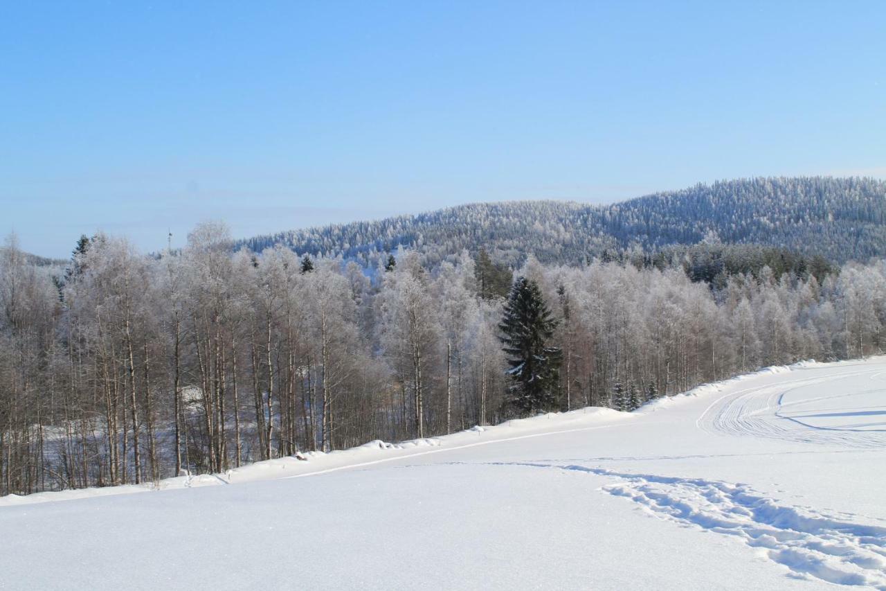 Maatilamatkailu Janisvaara Kolinkylä Exterior foto